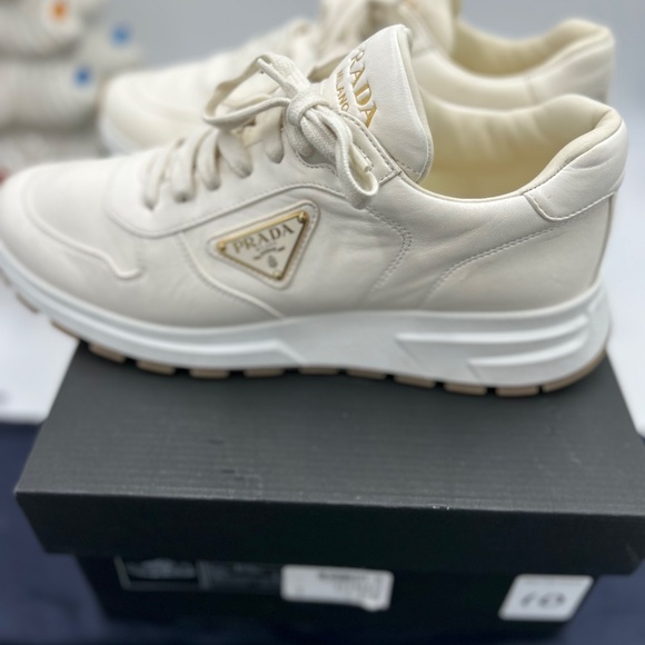 Men’s Prada triangle logo leather sneakers size 8 fits 9 US made in Italy - Picture 7 of 12